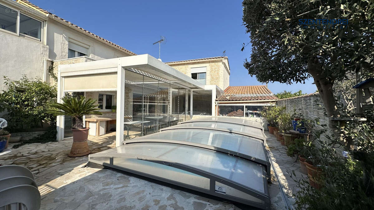 Maison à LUNEL-VIEL