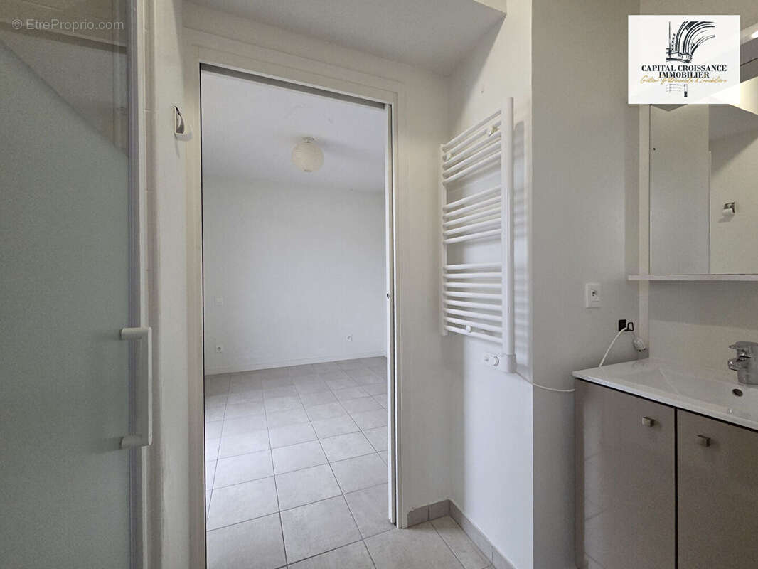 Appartement à VILLENAVE-D&#039;ORNON