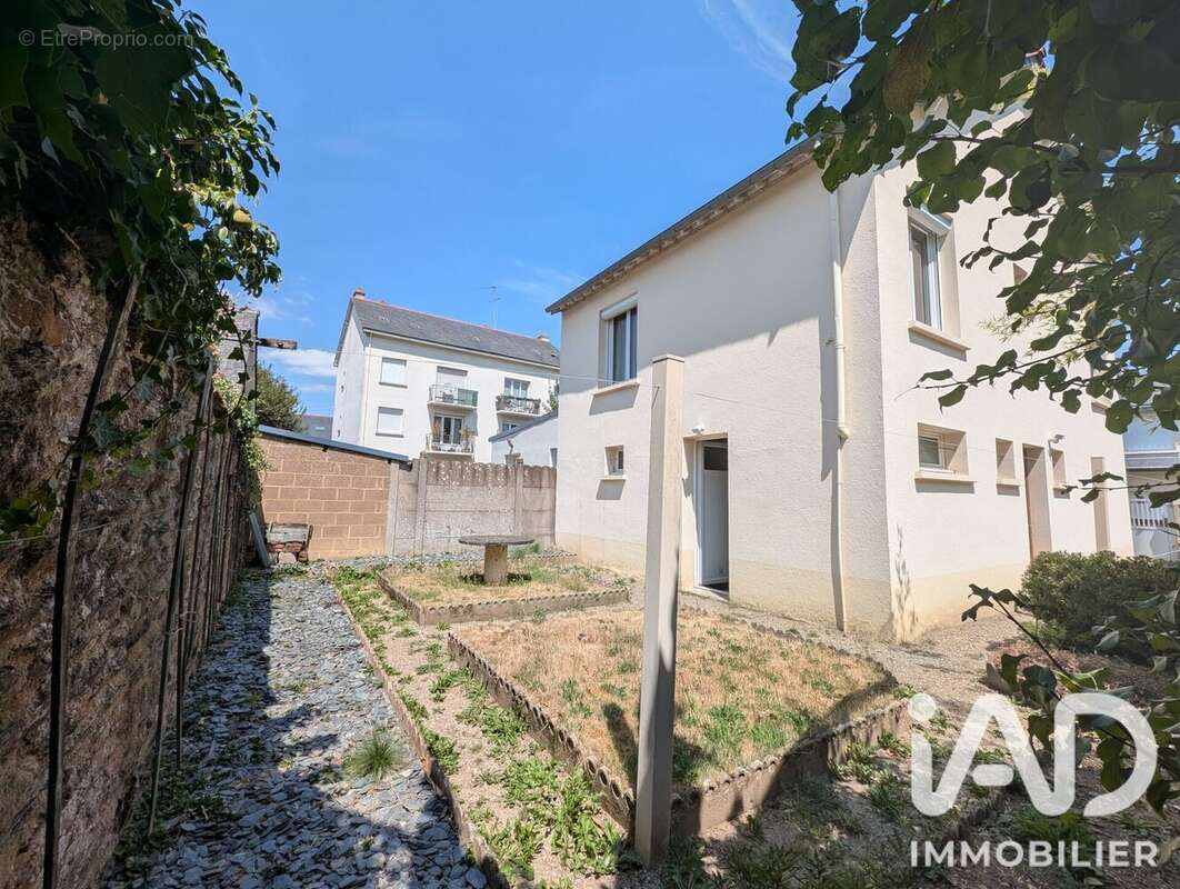 Maison 71 m² à Rennes  - photo 4