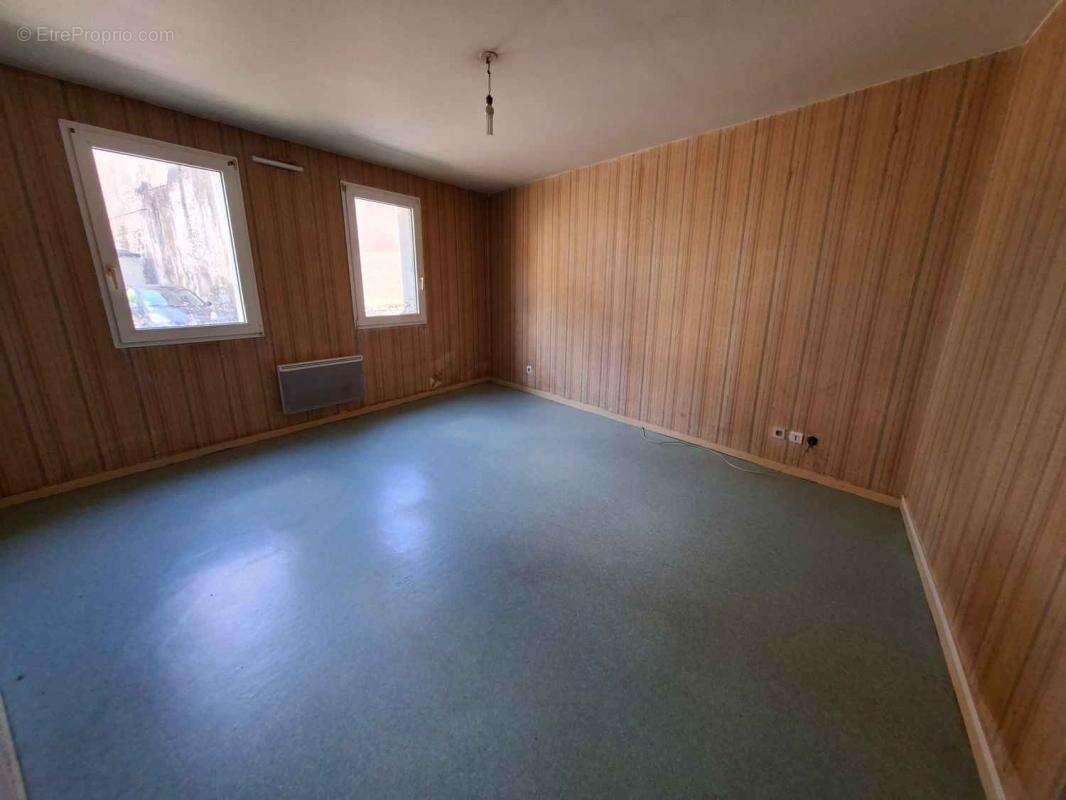 Appartement à VITTEAUX