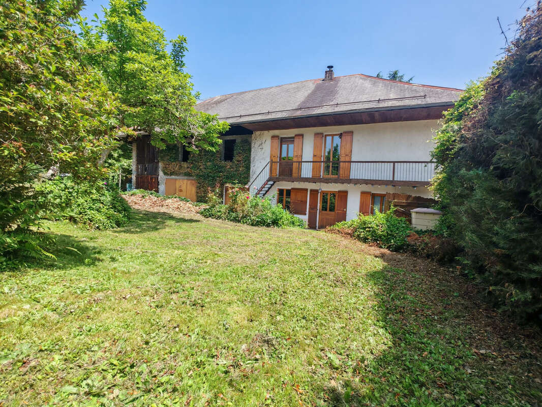 Maison à CHAMOUSSET