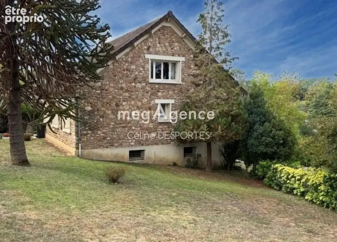 Guerville (78) — Maison d'environ 115 m² avec jardin - photo 2