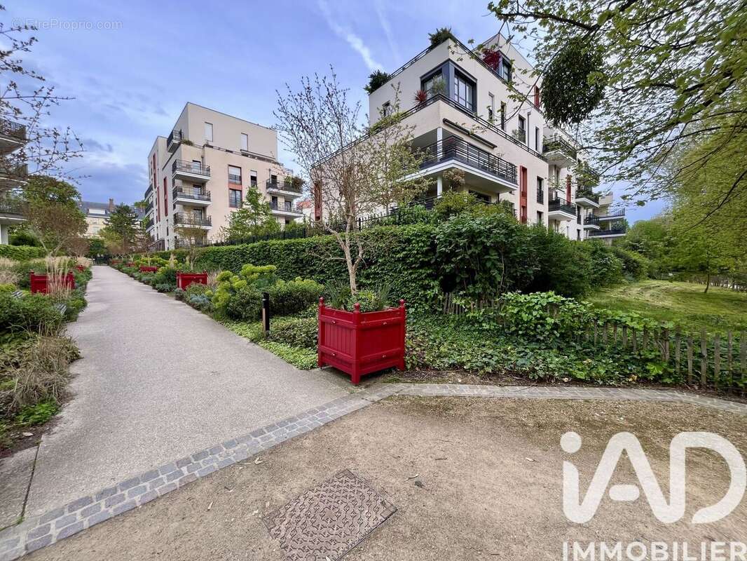 Photo 8 - Appartement à RUEIL-MALMAISON