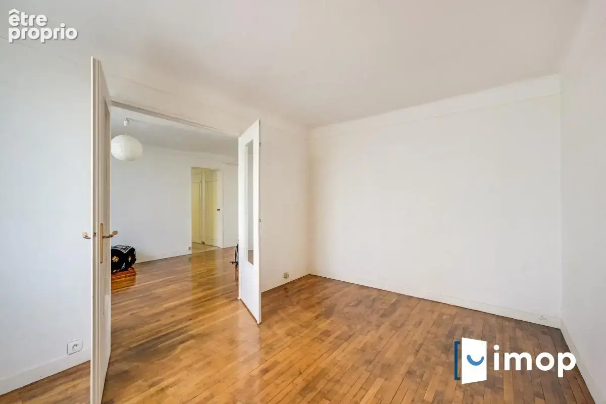 Aubervilliers – Grand T3 lumineux de 55 m² avec ascenseur et cave, à 9 min du métro - photo 2
