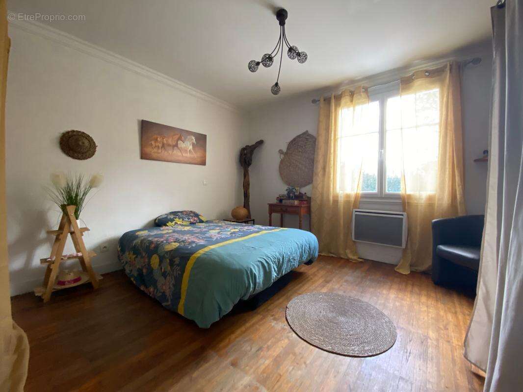 Maison à LES MATHES