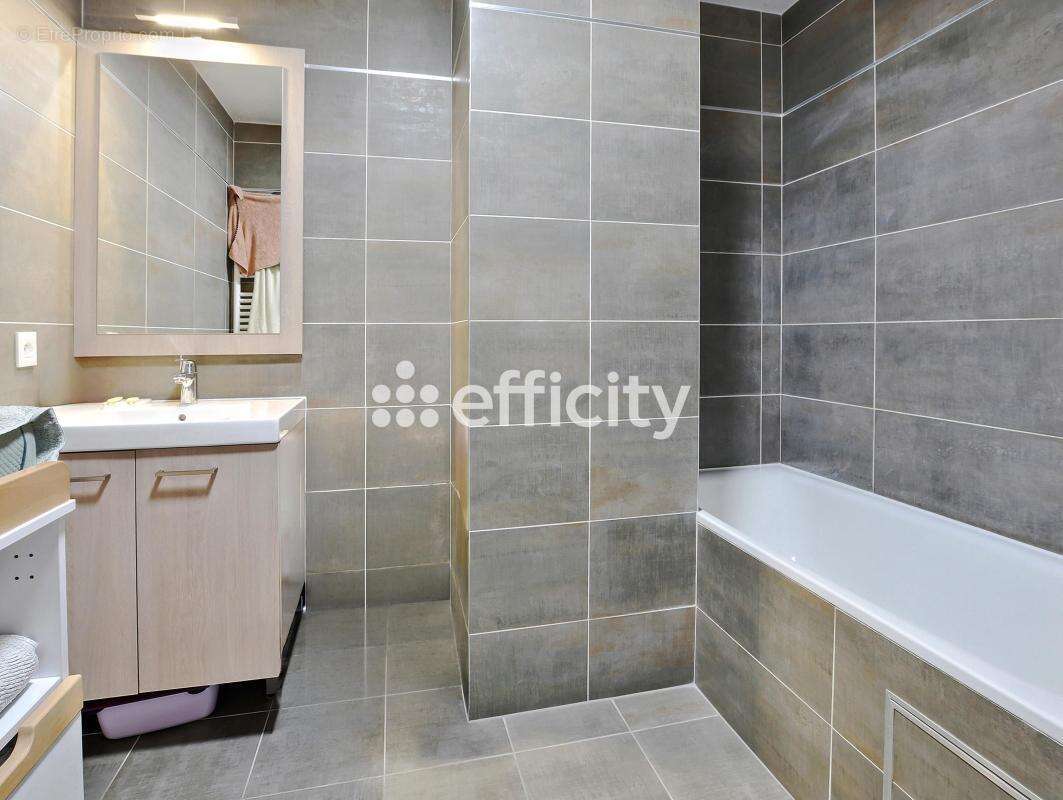Appartement à SAINT-OUEN
