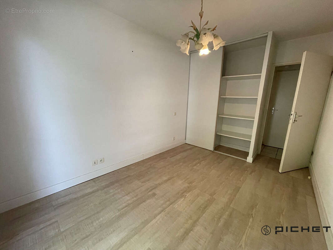 Appartement Pau 3 pièce(s) 61 m2 loué - photo 3