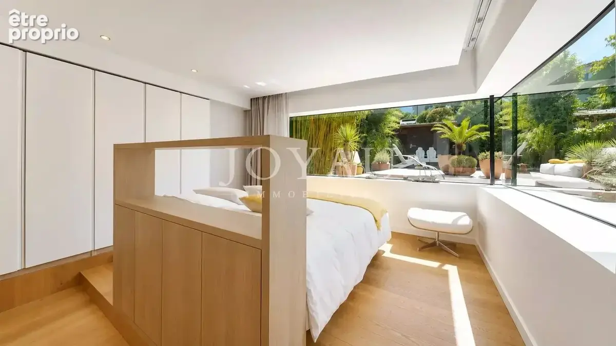 Appartement T4 en Rez-de-jardin avec piscine et garage - Côte Pavée - photo 7