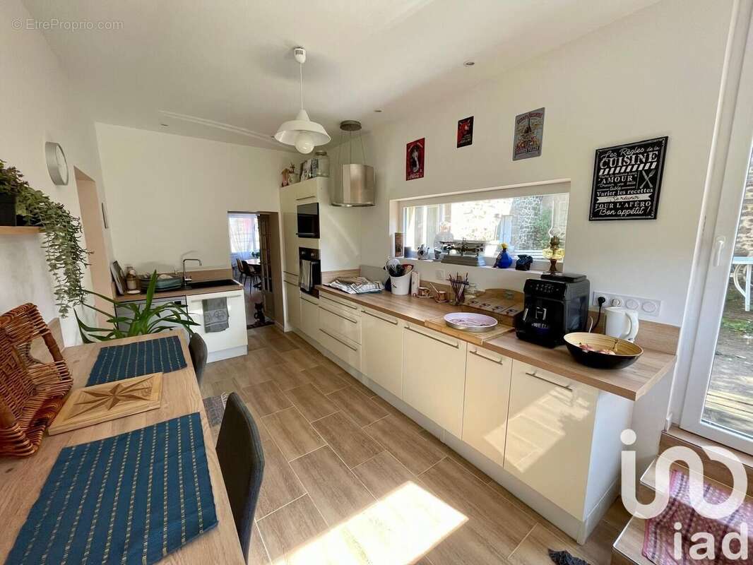 Photo 2 - Maison à EPINIAC