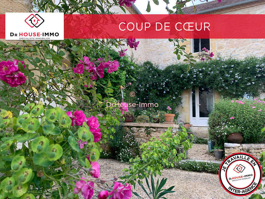 Maison 220 m² à Saint-Martial-D'albarede  - photo 13
