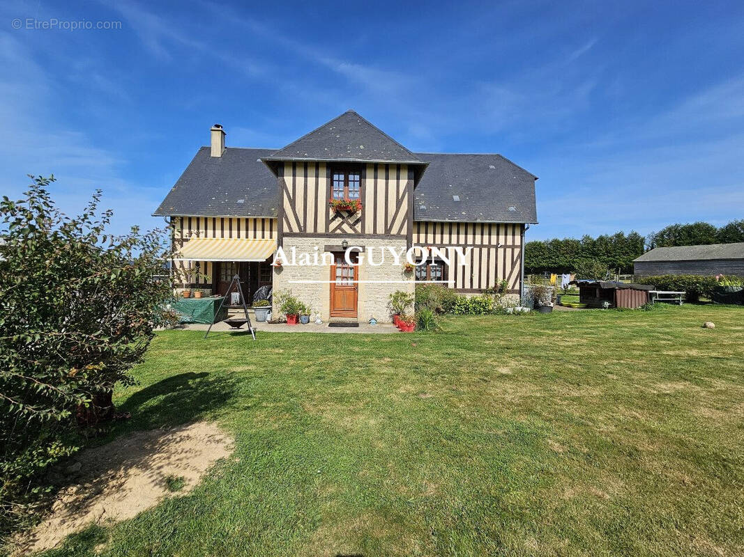 Maison à PONT-L'EVEQUE