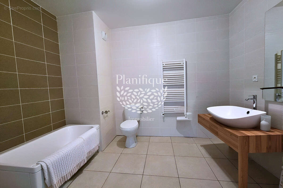 Appartement à MEYTHET