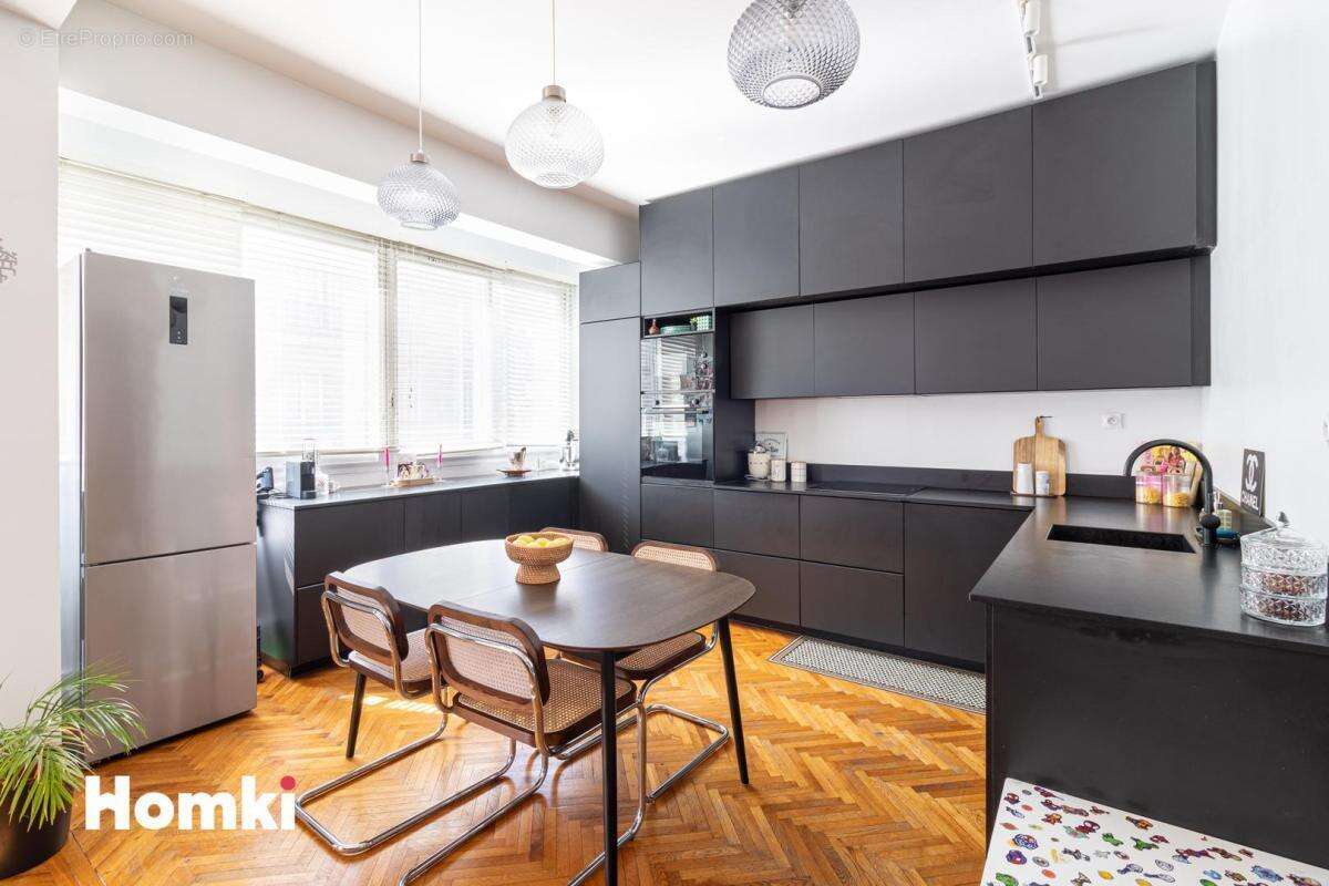 Appartement à MARSEILLE-8E