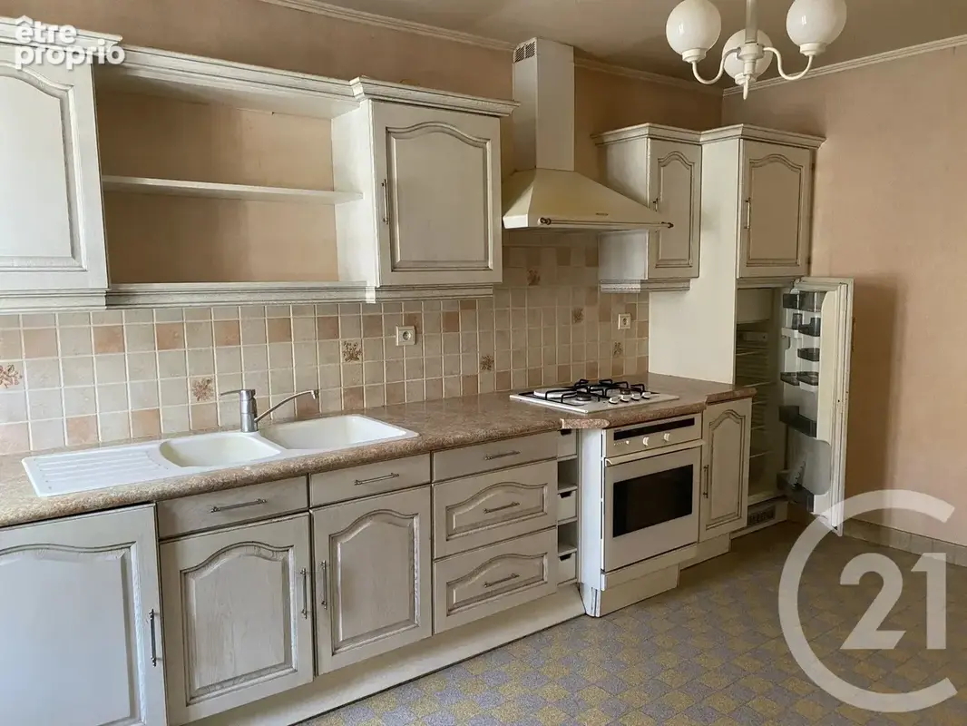Maison 3 pièces 61 m² à vendre à Cosne-Cours-Sur-Loire (58200) - photo 4