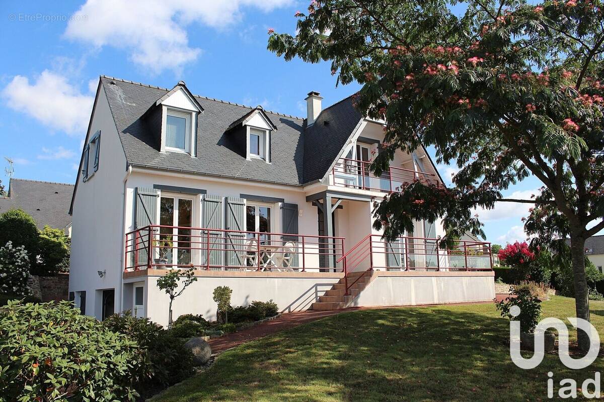 Photo 1 - Maison à VILLAINES-LA-JUHEL