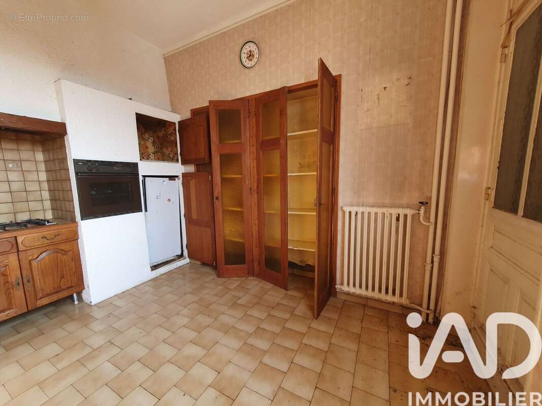 Maison 200 m² à Cappy  - photo 6