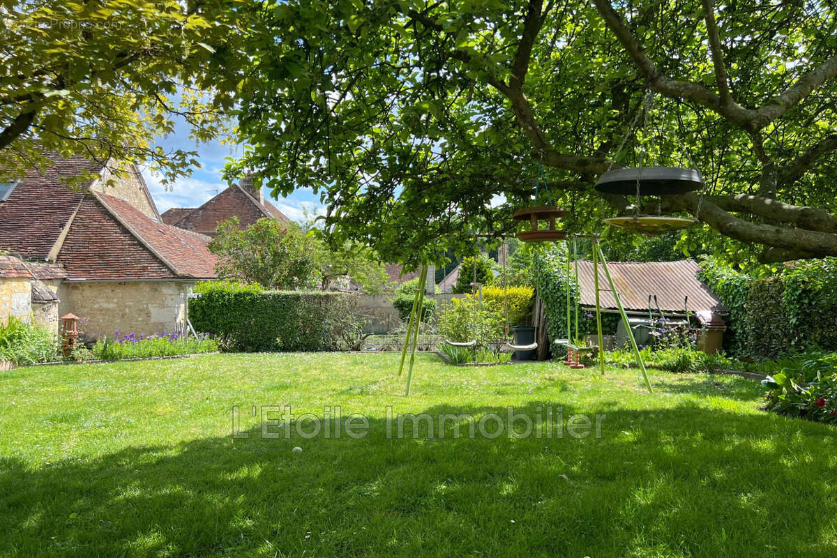 Maison à MORTAGNE-AU-PERCHE