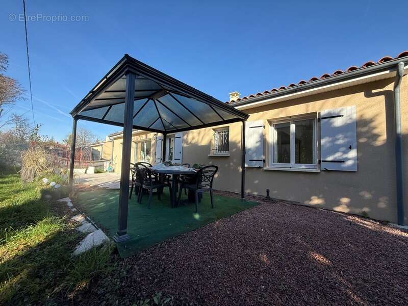 Maison à LA ROCHEFOUCAULD