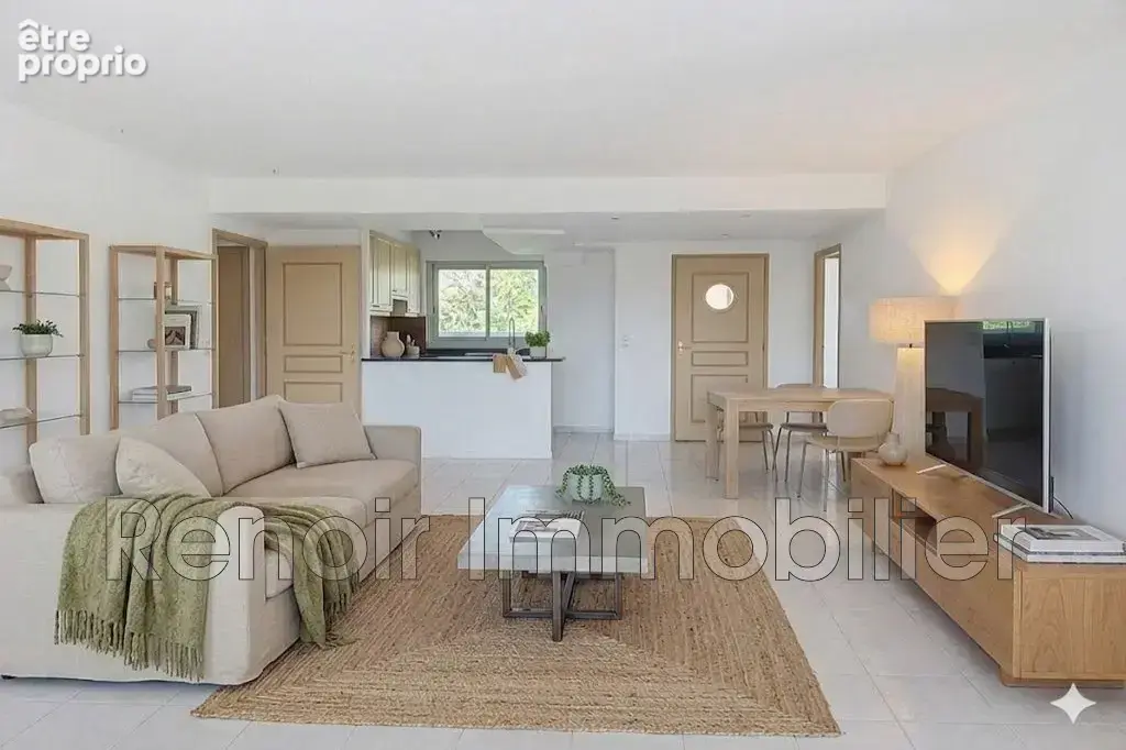Appartement 67 m² à Cagnes-Sur-Mer  - photo 2