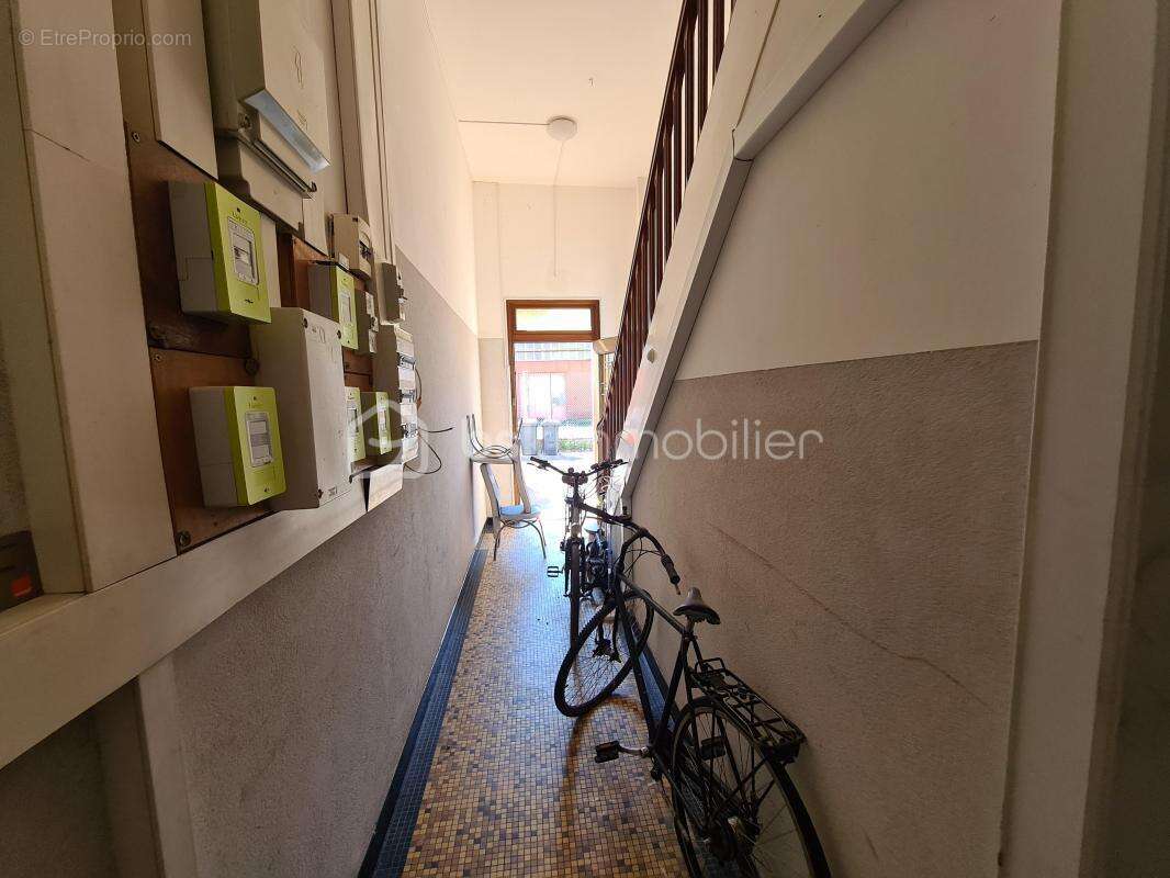 Immeuble de rapport – 6 appartements – 5 déjà loués – Bonne rentabilité - photo 25