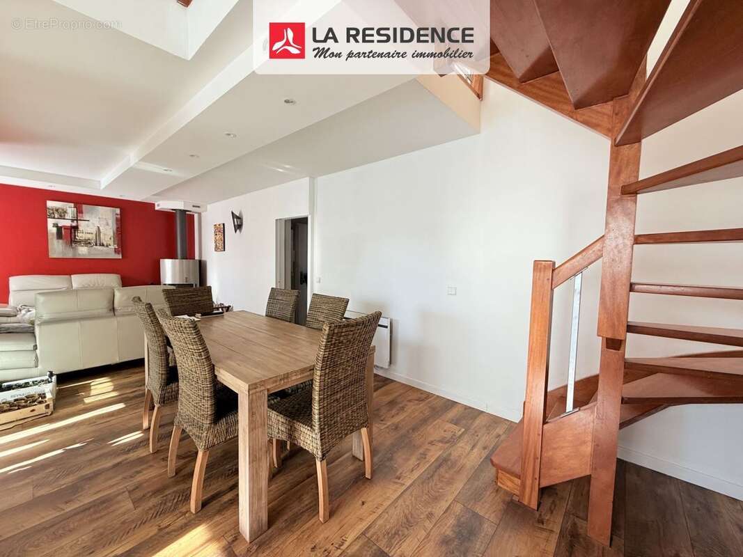 Appartement 98 m² à Velizy-Villacoublay  - photo 3