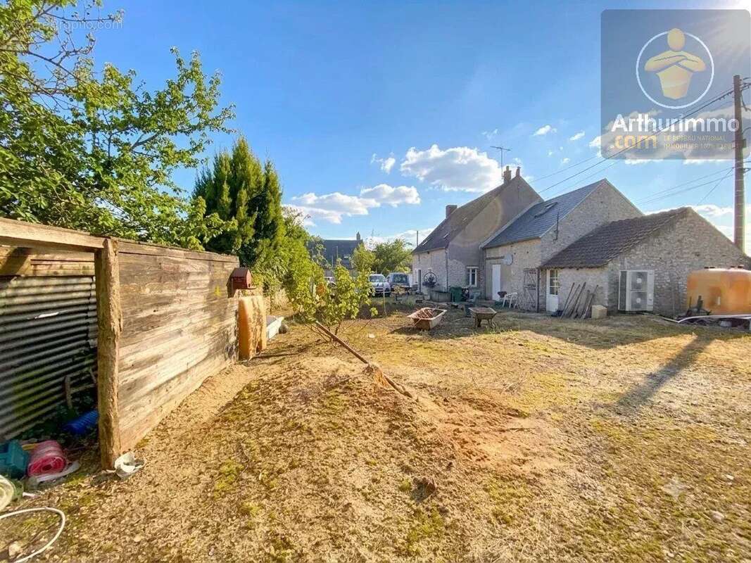 Maison à CHARSONVILLE