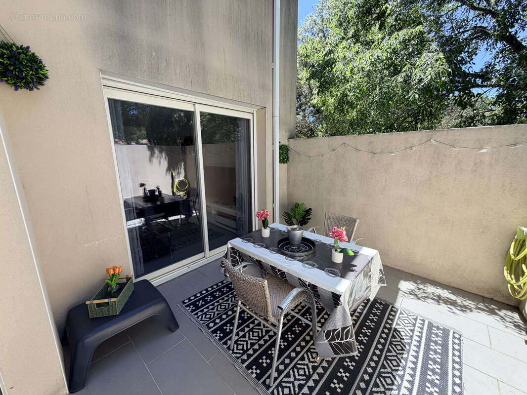 Appartement à SAINT-PAUL-ET-VALMALLE