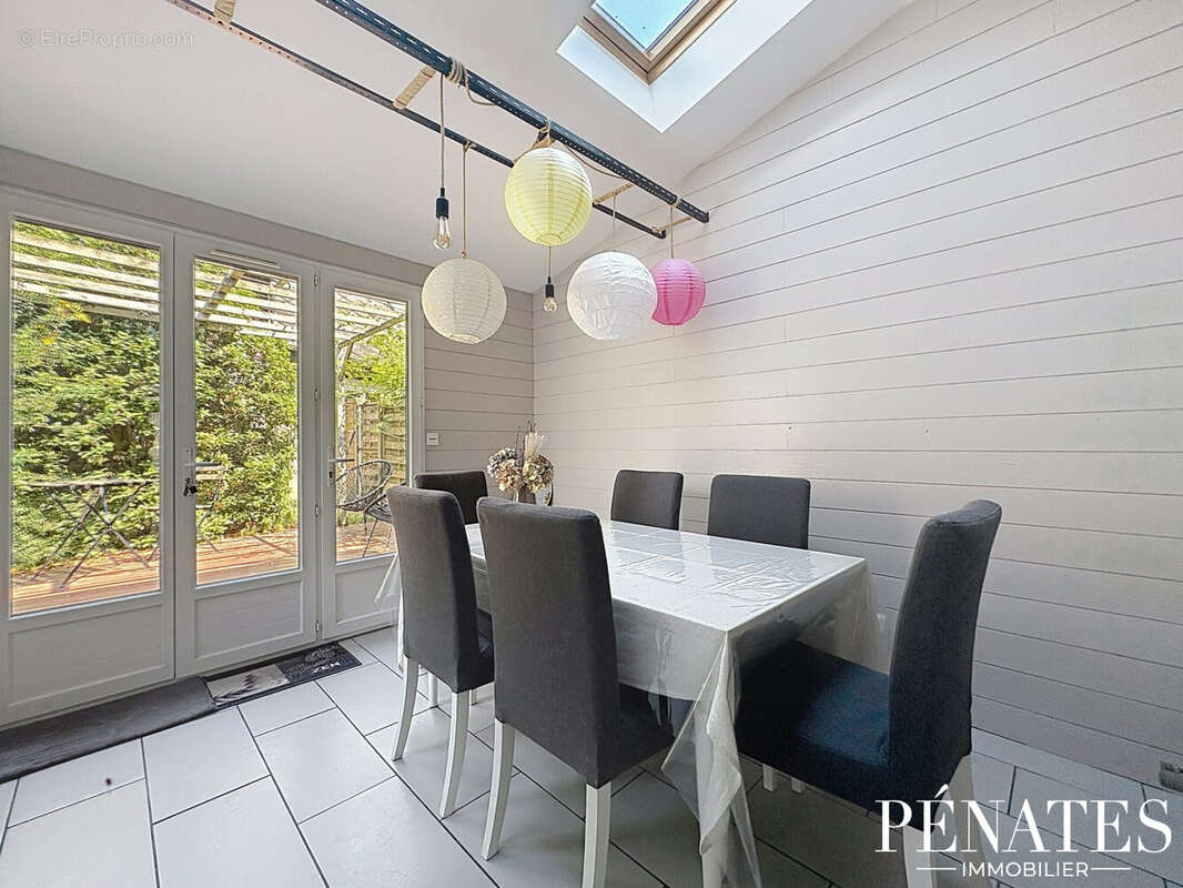 Maison 83 m² à Saint-Leger-Du-Bourg-Denis  - photo 6