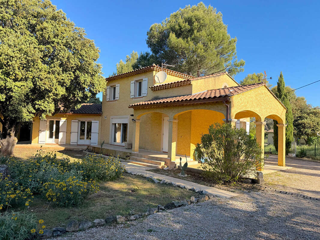 Maison à MAZAN