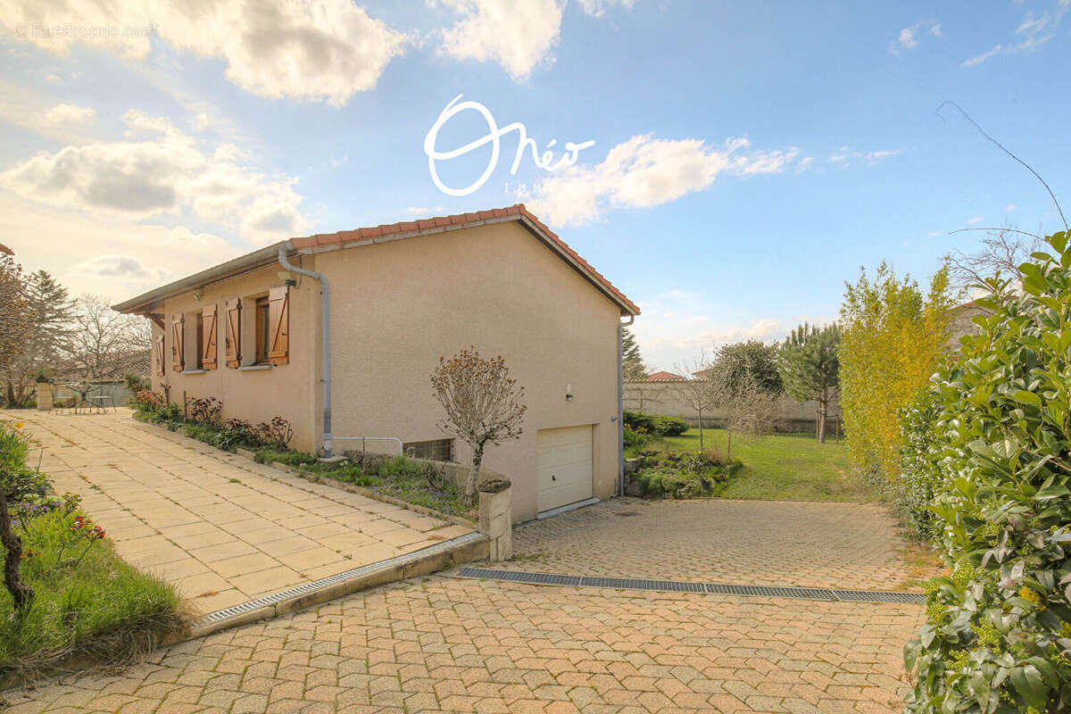 Maison à MIONS