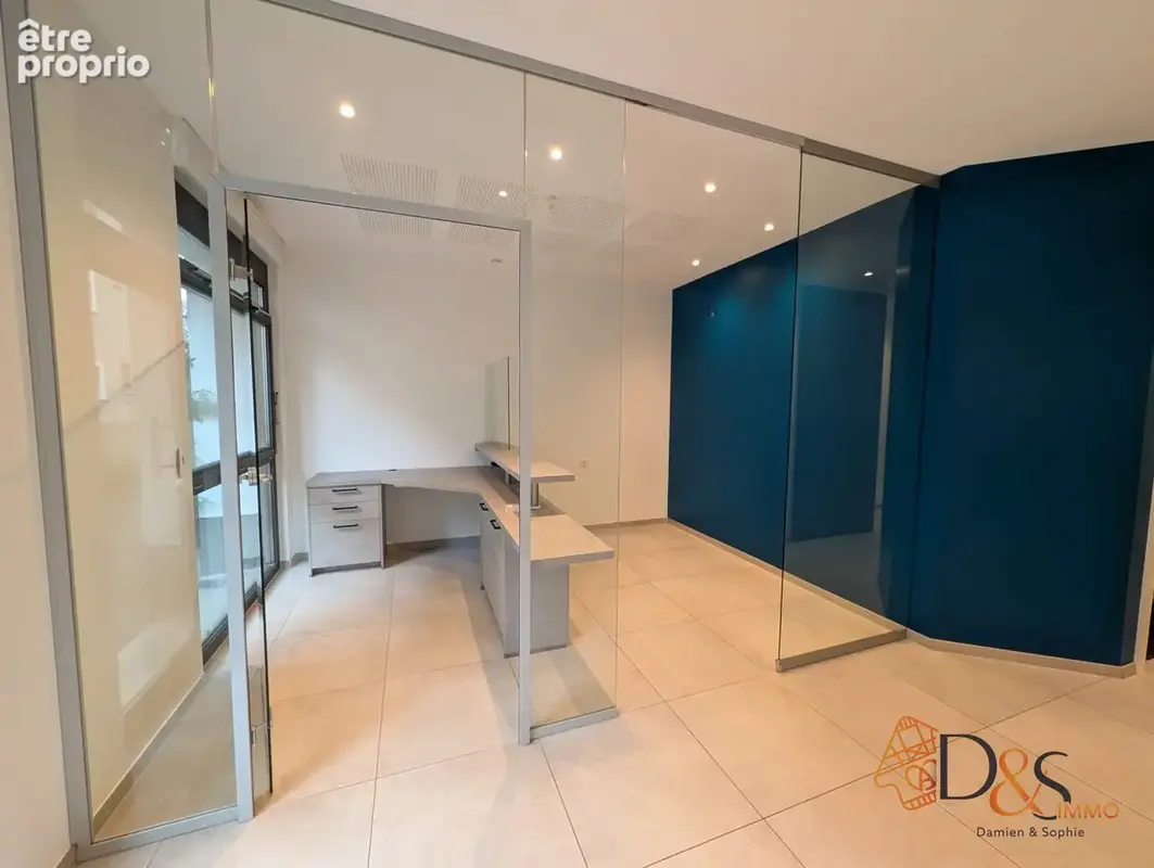 Commerce 77 m² à vendre à Mulhouse (68100) - photo 2