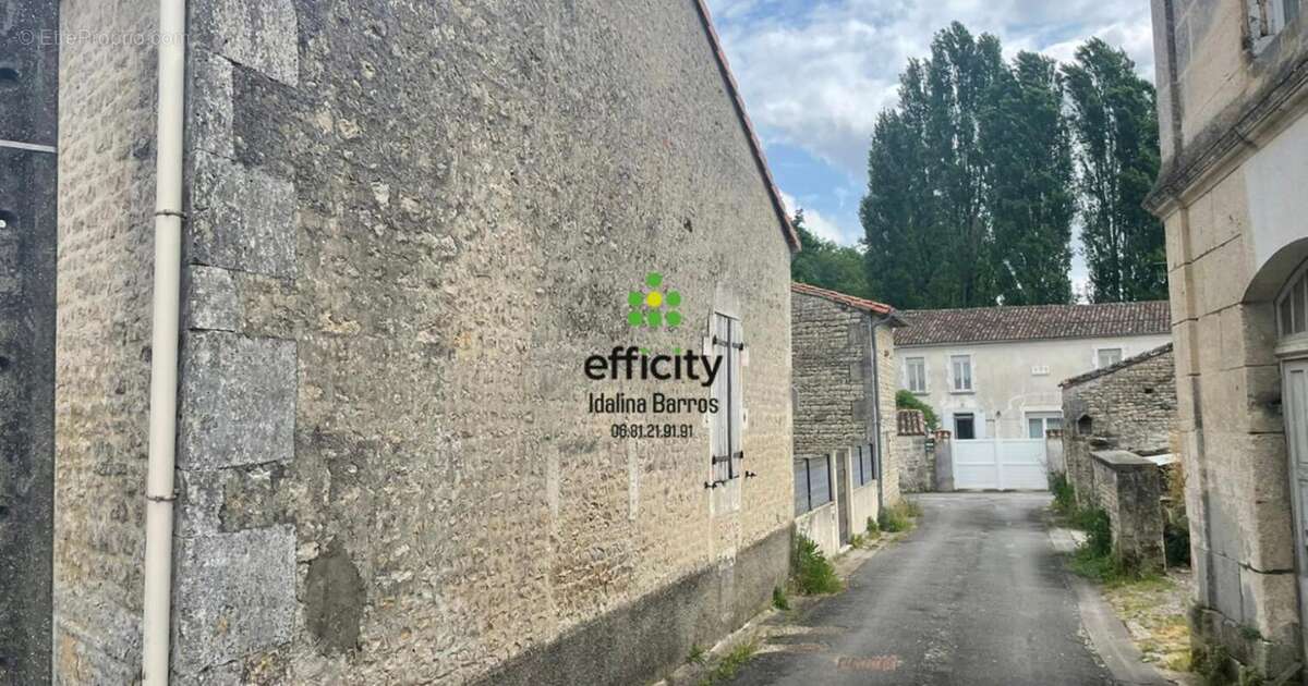 Maison à ROUILLAC