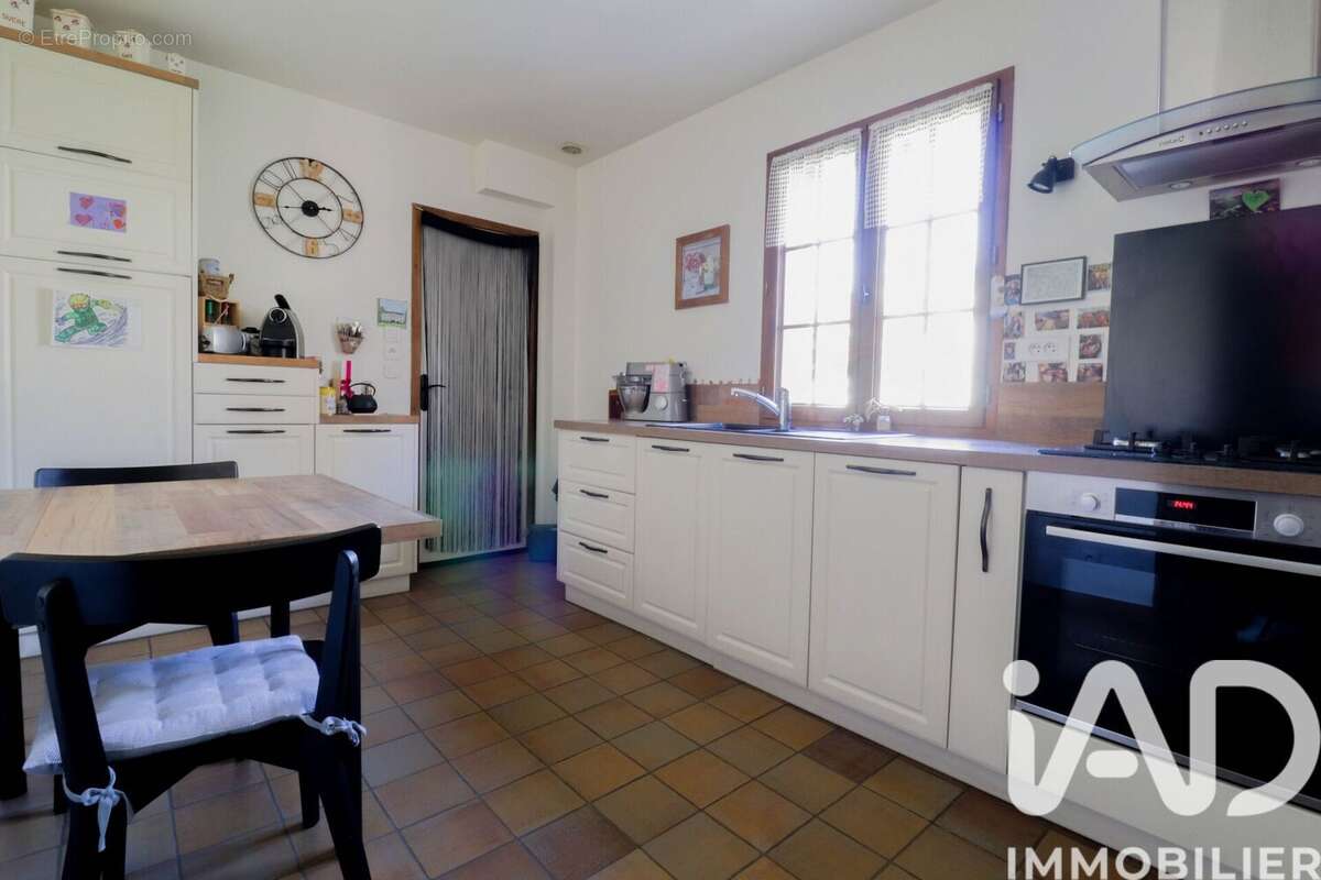Photo 9 - Maison à SAULX-LES-CHARTREUX