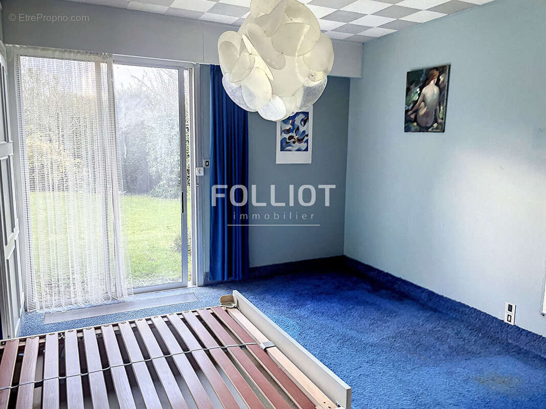 Maison à SAINT-JEAN-DES-CHAMPS