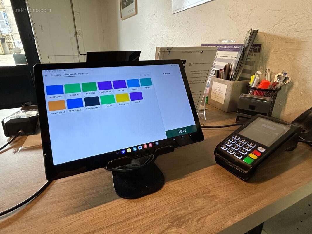 Commerce à HAUTERIVES