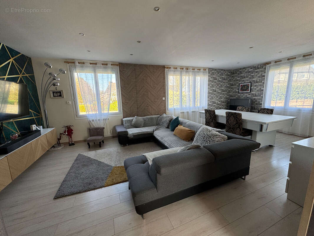 Maison à LANDIVISIAU