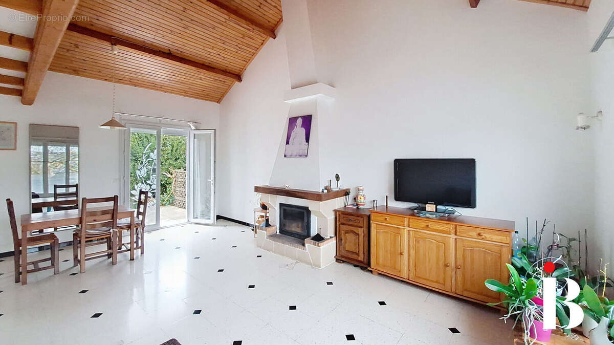Maison à LA CHAPELLE-SUR-ERDRE