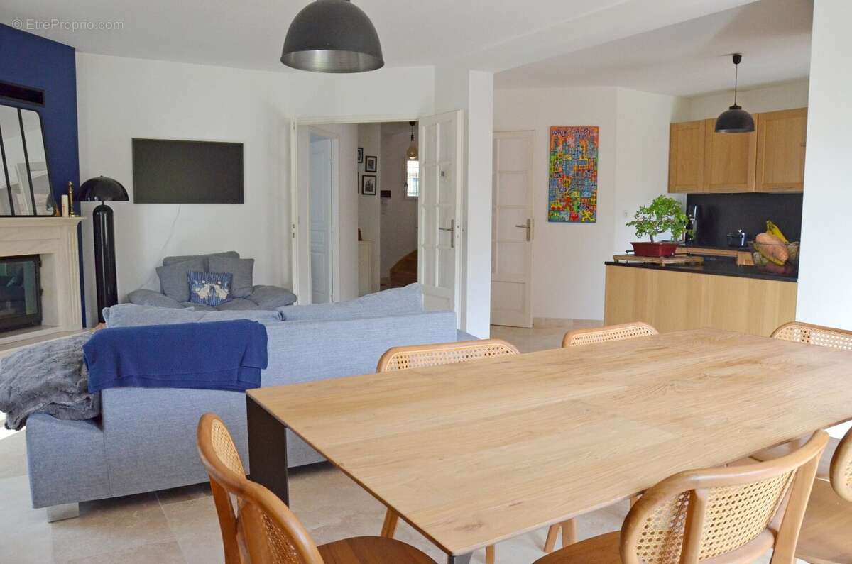 Maison à CHATEAUFORT