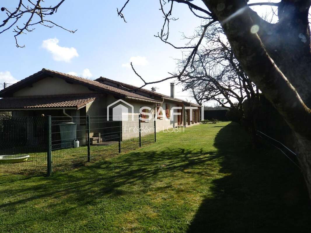 Photo 3 - Maison à LAGORCE