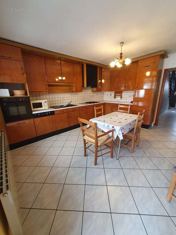 Maison type 6 Centre ville Hazebrouck - Cuisine  - Maison à HAZEBROUCK