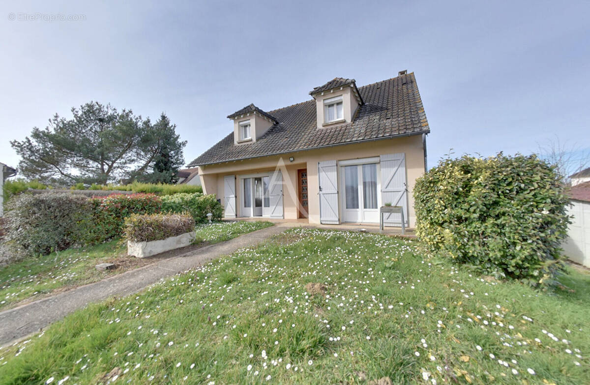 Maison à APPOIGNY