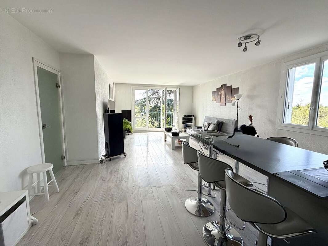 Appartement à OLIVET
