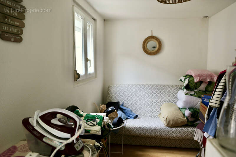 Maison à vendre 4 pièces REIMS (51), secteur Chalet - photo 17