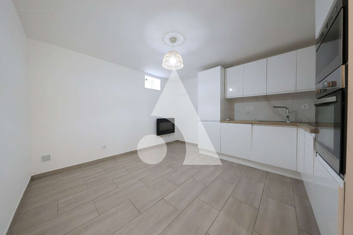 Maison à CORBEIL-ESSONNES