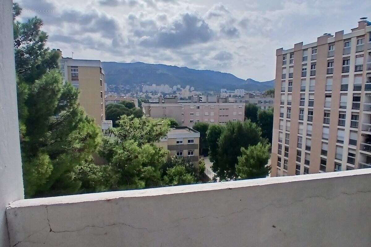Appartement à MARSEILLE-11E