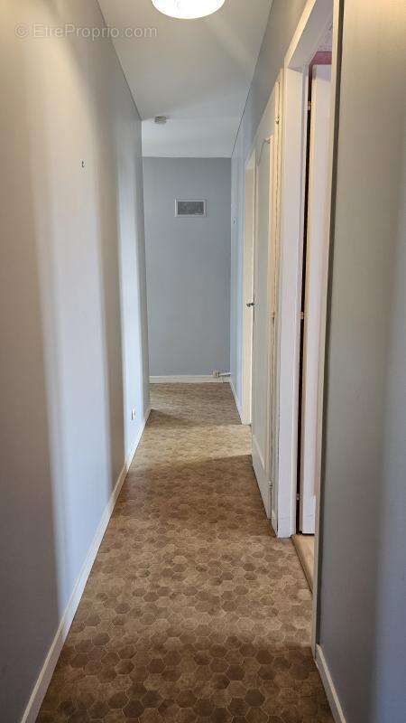 Maison 72 m² à Canisy  - photo 10