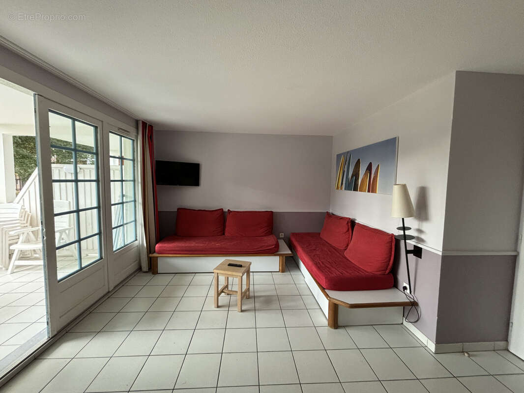 Appartement à MOLIETS-ET-MAA