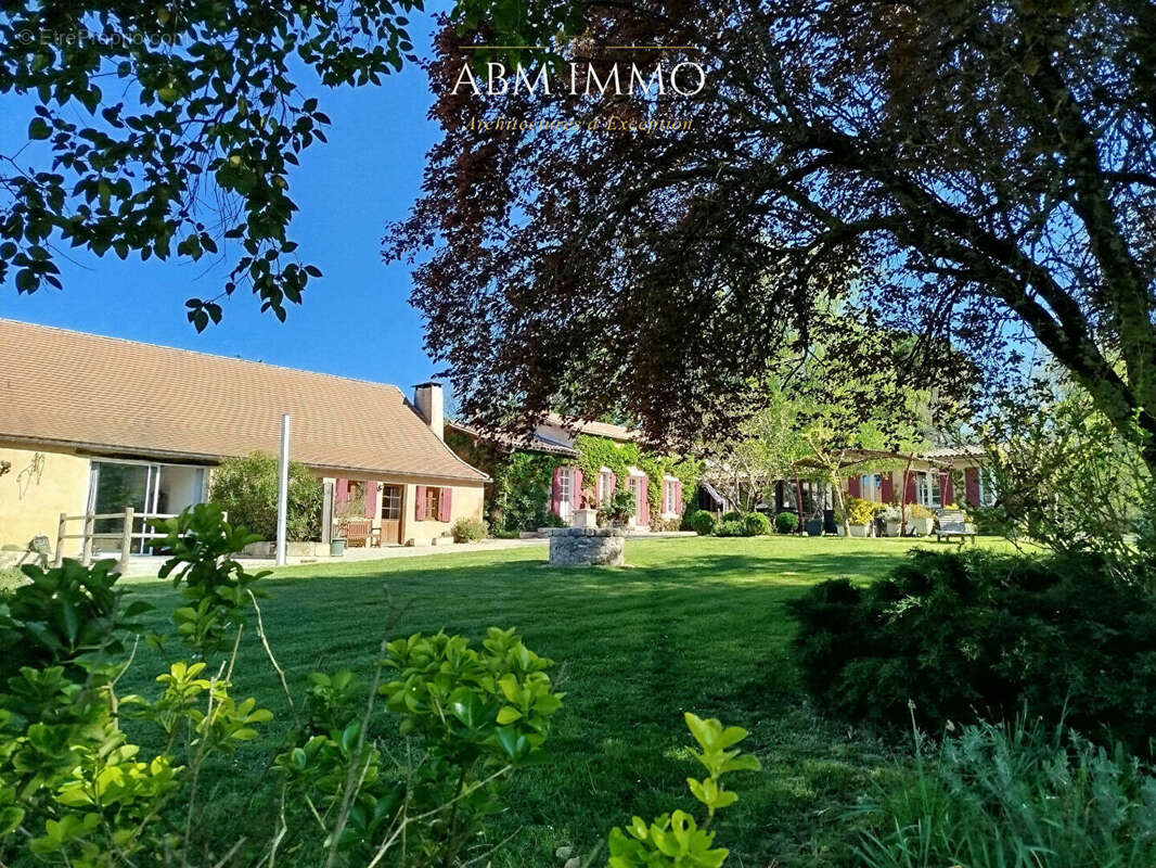 Maison à MONFAUCON