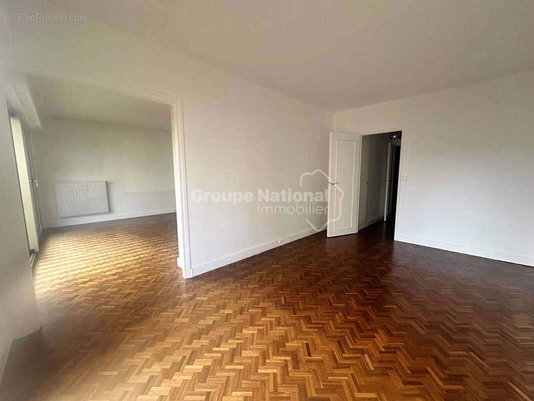 Appartement à VERSAILLES