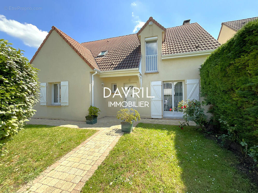 Maison à CONFLANS-SAINTE-HONORINE